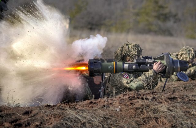 10004186_russia_ukraine_war_56258-c72a89fd8bb14b388959bed6cae45946-1-640x420.jpg