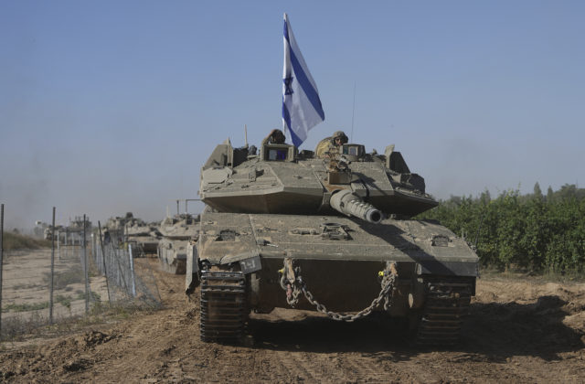 10015542_izrael-tank-640x420.jpg