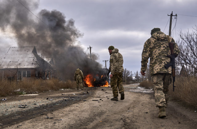 10018639_russia_ukraine_war_48166-1-640x420.jpg