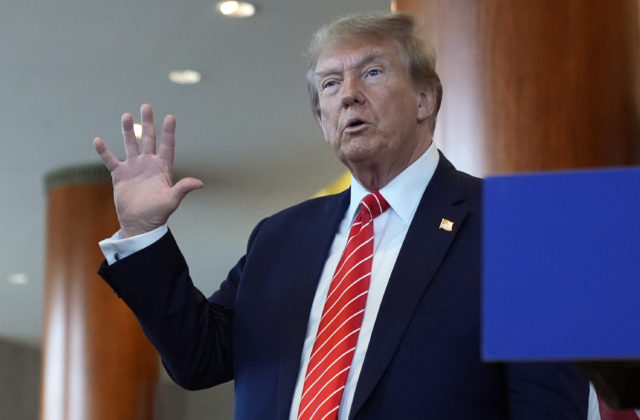 10019586_trump-640x420.jpg