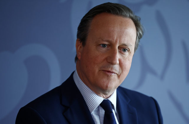 10025188_britain_politics_74764-640x420.jpg