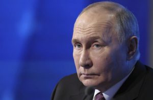 10025846_russia_putin_92402-640x420.jpg