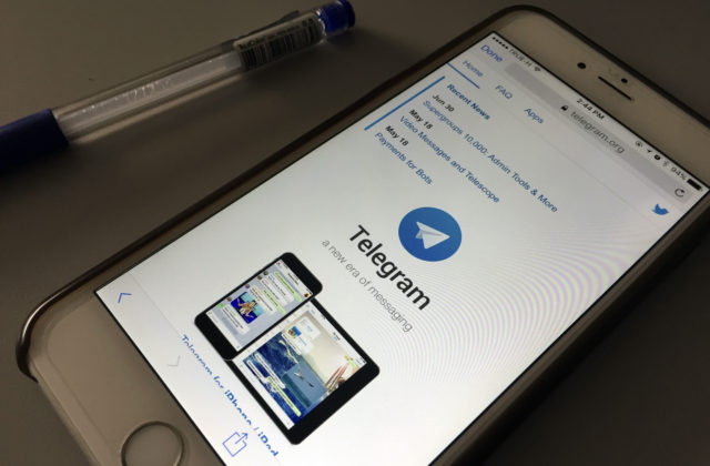 Šéfa komunikačnej platformy Telegram zatkla polícia na letisku pri Paríži, zastal sa ho Elon Musk
