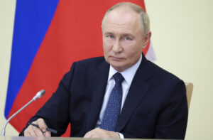 10032807_putin-640x420.jpg