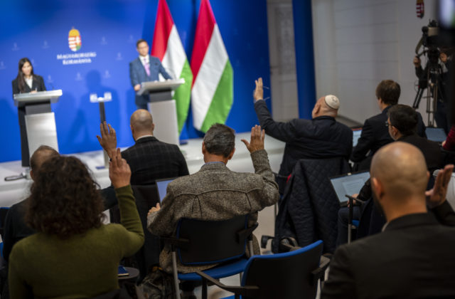 10033701_democracy_in_europe_hungary_media_06696-640x420.jpg