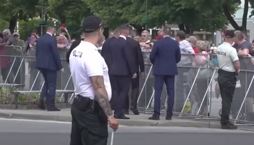 Rok od atentátu: Fico sa vracia do Handlovej, večer vystúpi na podujatí. Čo sa po roku zmenilo? 2 Snimka obrazovky 2025 05 15 143037