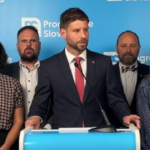 Bývalý stranícky kolega Šimečku šokuje: Vyzývam Progresívne Slovensko aby začalo proces voči predsedovi strany! 2 Michal Simecka 1