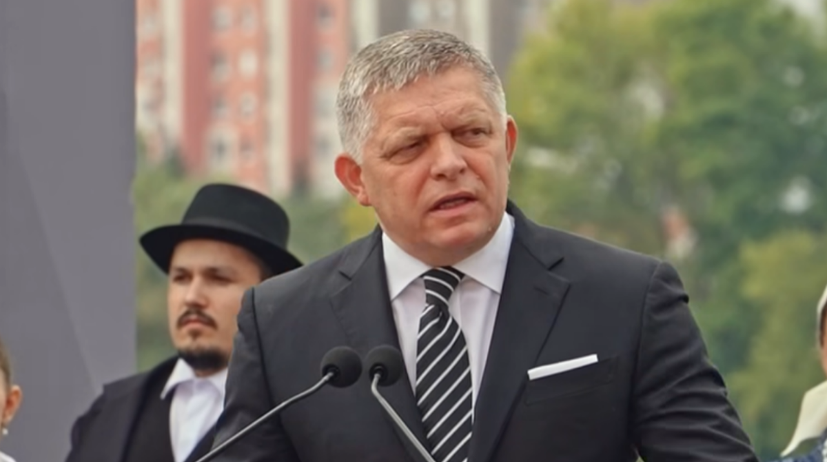 robert fico 8