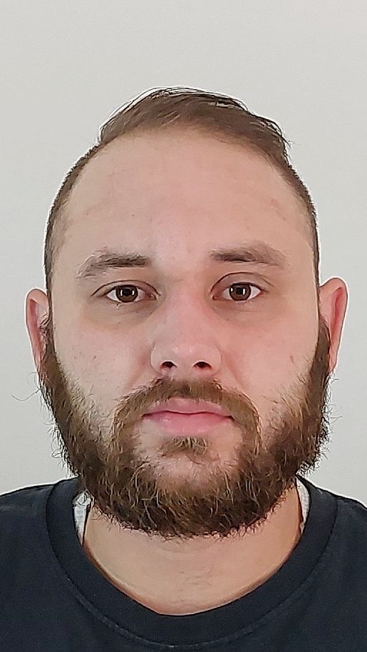 Polícia pátra po nezvestnom Lukášovi z Humenného. Je v hľadáčiku kriminalistov. Videli ste ho? 2 1000007519