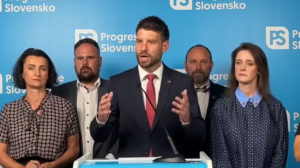 Progresívne Slovensko má PROBLÉM: To, čo Smeru vyčítalo, robí tiež. Strana platila firme blízkej známemu politikovi 3 progresivne slovensko