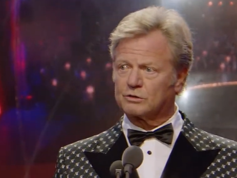 Toto si ešte nikto nedovolil: Maroš Kramár na odovzdávaní cien poslal Ficovi ostrý odkaz. Slová o hanbe spôsobili potlesk 3 image 8