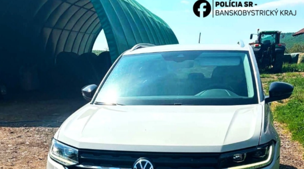 V TOMTO aute mali väzniť ženu. Polícia po ňom pátra. Pomôžte im! 1 polotno 2026 05 19T183412.576