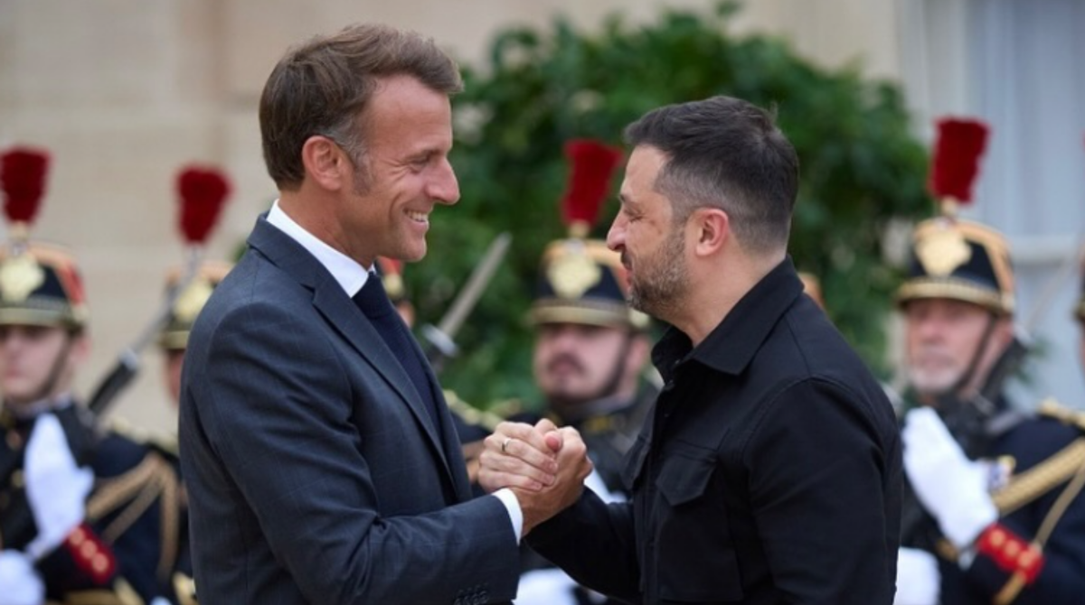 Zelenský má dôvod na radosť. Lídri NATO sa zhodli na masívnej pomoci pre Ukrajinu. Prekvapil postoj českého premiéra Babiša 1 macron zelensky