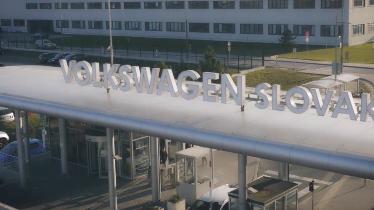 Aktuálne: Bratislavský závod Volkswagen Slovakia pozastaví výrobu. Toto je dôvod! 1 volkswagen slovakia